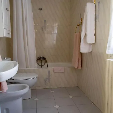 Casa Rural Villahermosa * Torrelles