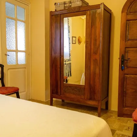 Casa Rural Villahermosa Kır Evi *
